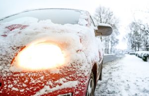 Items to Keep in Your Car in Winter